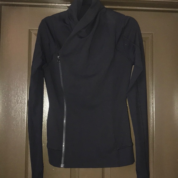 lululemon athletica Jackets & Blazers - Lululemon black fold over zip up jacket